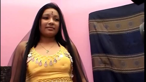 Chubby indian bhabi fuck - chubby Indian sister-in-law