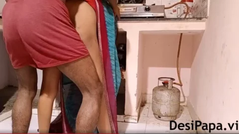 Hindi mom sex story - Desi Couple Making