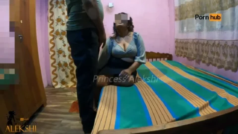 Indian milf xxx - Given Happy Ending Massage For Manager